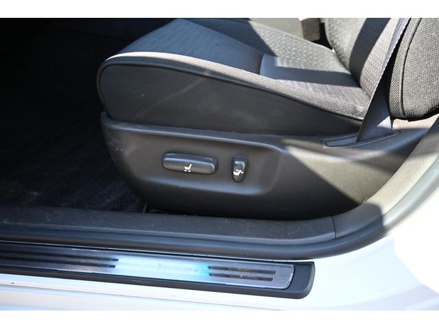 クラウン 2.5アスリート ナビパッケージ バックモニター 純正ナビ フルセグTV ドライブレコーダー前後 トランクイージークローザー パワーシート クルーズコントロール ETC サイドカメラ付き スマートキー HIDヘッドライト 純正アルミ(72枚目)