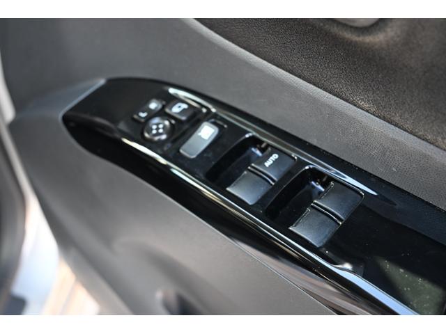 パレットＳＷ リミテッドＩＩ　両側パワースライドドア　スズキ純正ナビ　シートヒーター　ナビ　ワンセグＴＶ　ワンオーナー　ＨＩＤヘッドライト　エンジンプッシュスタート　点検記録簿　ＥＴＣ　フルフラットシート　スマートキー（42枚目）