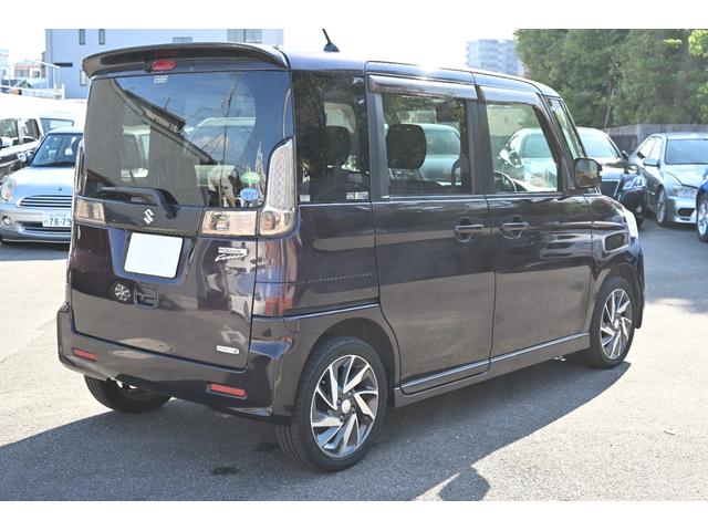 当社の車両には『安心してクルマ選びをしていただくために！！』お支払総額を表示しております。税金、自賠責保険料、登録費用、リサイクル料金が含まれており大阪府内登録及び届出で店頭納車の場合になります。