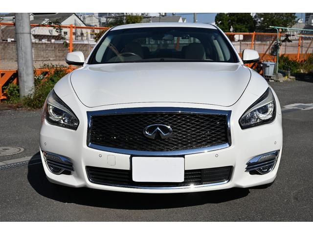 フーガハイブリッド ベースグレード　全方位運転支援システム　本革シート　アラウンドビューモニター　シートヒーター／シートエアコン　クルーズコントロール　禁煙車　ＥＴＣ　ＬＥＤヘッドライト　障害物センサー　ナビ　テレビ　パワーシート（8枚目）