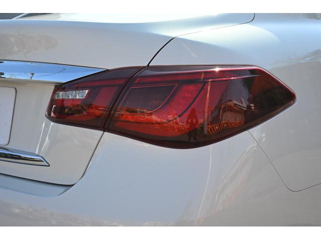 フーガハイブリッド ベースグレード　全方位運転支援システム　本革シート　アラウンドビューモニター　シートヒーター／シートエアコン　クルーズコントロール　禁煙車　ＥＴＣ　ＬＥＤヘッドライト　障害物センサー　ナビ　テレビ　パワーシート（25枚目）