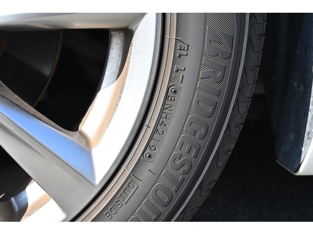 フーガハイブリッド ベースグレード　全方位運転支援システム　本革シート　アラウンドビューモニター　シートヒーター／シートエアコン　クルーズコントロール　禁煙車　ＥＴＣ　ＬＥＤヘッドライト　障害物センサー　ナビ　テレビ　パワーシート（33枚目）