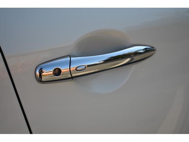 フーガハイブリッド ベースグレード　全方位運転支援システム　本革シート　アラウンドビューモニター　シートヒーター／シートエアコン　クルーズコントロール　禁煙車　ＥＴＣ　ＬＥＤヘッドライト　障害物センサー　ナビ　テレビ　パワーシート（36枚目）