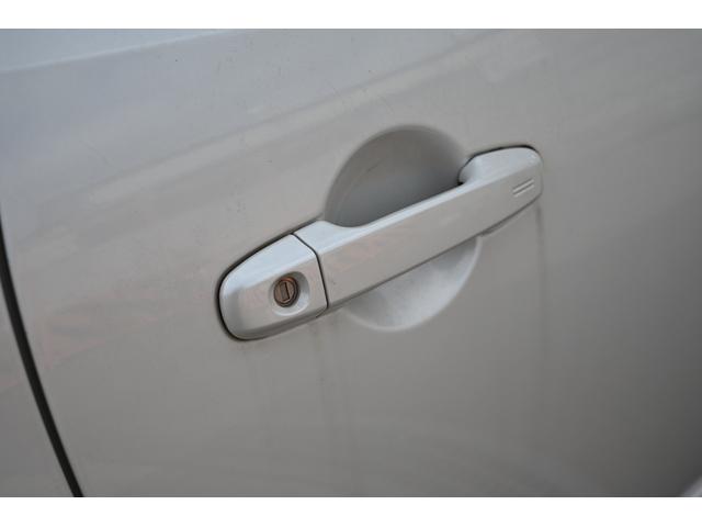 ８６ ＧＴリミテッド　クラッチオーバーホール済み　ＴＲＤ製（フェンダーフィン　前後ブレーキパッド）　ケンウッド製ナビ　フルセグＴＶ　バックモニター　Ｂｌｕｅｔｏｏｔｈ接続　ハーフレザーシート　シートヒーター　リアスポイラー（38枚目）