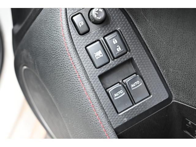 ８６ ＧＴリミテッド　クラッチオーバーホール済み　ＴＲＤ製（フェンダーフィン　前後ブレーキパッド）　ケンウッド製ナビ　フルセグＴＶ　バックモニター　Ｂｌｕｅｔｏｏｔｈ接続　ハーフレザーシート　シートヒーター　リアスポイラー（43枚目）