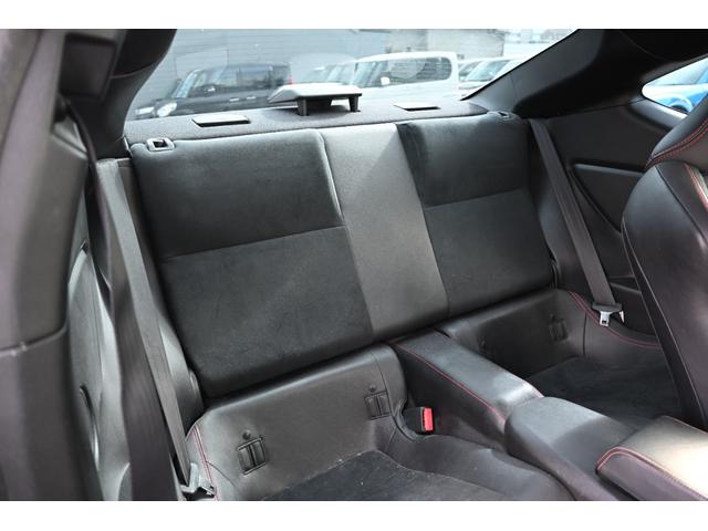 ８６ ＧＴリミテッド　クラッチオーバーホール済み　ＴＲＤ製（フェンダーフィン　前後ブレーキパッド）　ケンウッド製ナビ　フルセグＴＶ　バックモニター　Ｂｌｕｅｔｏｏｔｈ接続　ハーフレザーシート　シートヒーター　リアスポイラー（64枚目）