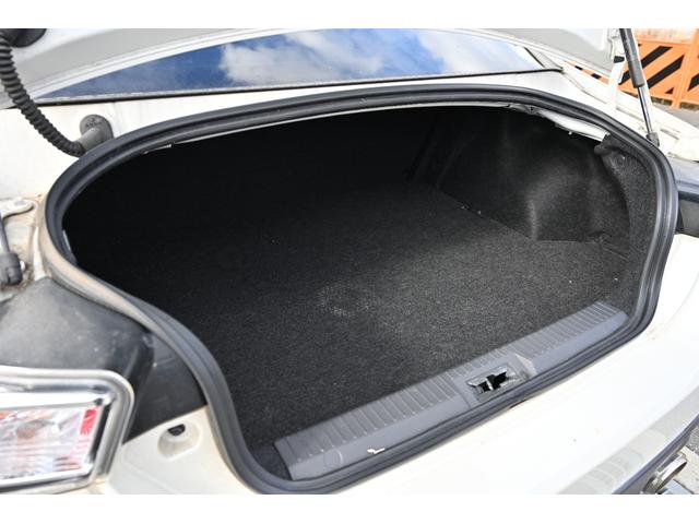 ８６ ＧＴリミテッド　クラッチオーバーホール済み　ＴＲＤ製（フェンダーフィン　前後ブレーキパッド）　ケンウッド製ナビ　フルセグＴＶ　バックモニター　Ｂｌｕｅｔｏｏｔｈ接続　ハーフレザーシート　シートヒーター　リアスポイラー（67枚目）