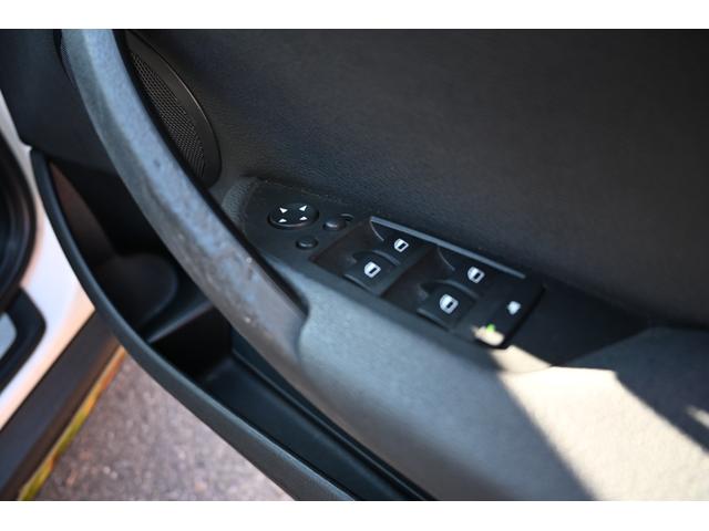 X1 sDrive 18i スポーツ カロッツェリアナビ フルセグTV Bluetooth接続 バックモニター タッチパネルナビ キーレス スマートキー HIDヘッドライト 禁煙車 エンジンプッシュスタート 純正アルミホイール ETC(36枚目)