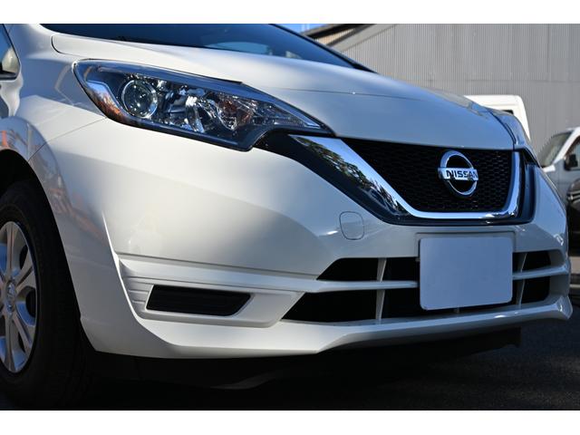 ノート １５Ｓ　日産純正メモリーナビ　フルセグＴＶ　Ｂｌｕｅｔｏｏｔｈ接続　ＥＴＣ　禁煙車　キーレス（8枚目）