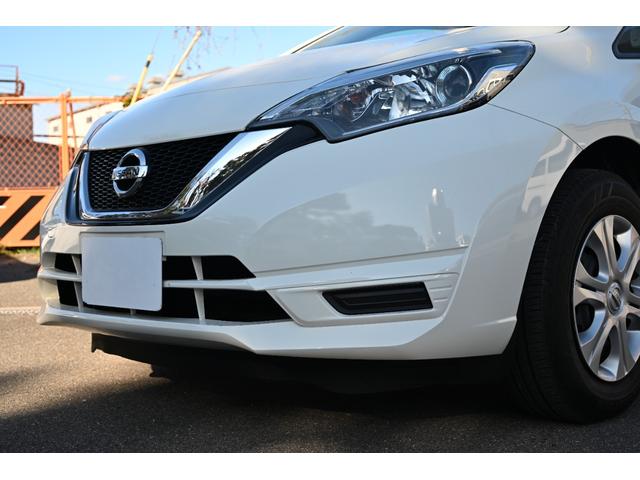 ノート １５Ｓ　日産純正メモリーナビ　フルセグＴＶ　Ｂｌｕｅｔｏｏｔｈ接続　ＥＴＣ　禁煙車　キーレス（12枚目）