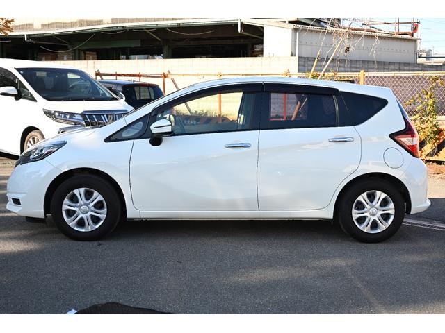 ノート １５Ｓ　日産純正メモリーナビ　フルセグＴＶ　Ｂｌｕｅｔｏｏｔｈ接続　ＥＴＣ　禁煙車　キーレス（14枚目）