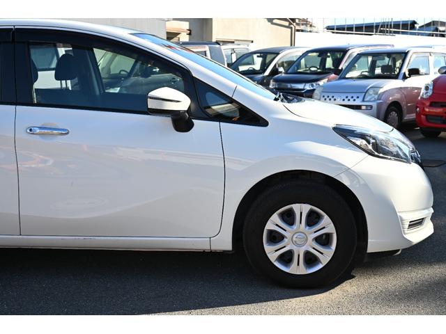ノート １５Ｓ　日産純正メモリーナビ　フルセグＴＶ　Ｂｌｕｅｔｏｏｔｈ接続　ＥＴＣ　禁煙車　キーレス（19枚目）