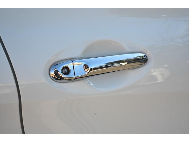 ノート １５Ｓ　日産純正メモリーナビ　フルセグＴＶ　Ｂｌｕｅｔｏｏｔｈ接続　ＥＴＣ　禁煙車　キーレス（20枚目）