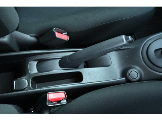 ノート １５Ｓ　日産純正メモリーナビ　フルセグＴＶ　Ｂｌｕｅｔｏｏｔｈ接続　ＥＴＣ　禁煙車　キーレス（50枚目）