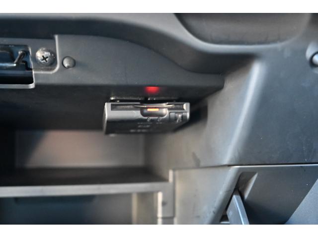 ノート １５Ｓ　日産純正メモリーナビ　フルセグＴＶ　Ｂｌｕｅｔｏｏｔｈ接続　ＥＴＣ　禁煙車　キーレス（72枚目）