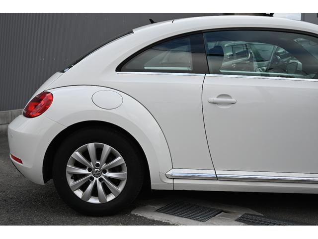 ザ・ビートル デザイン フルセグTV ナビ Bluetooth接続 前後パークセンサー HIDヘッドライト キーレス鍵2個 ETC 禁煙車 クリアランスソナー ターボ 純正アルミホイール 盗難防止装置 障害物センサー(17枚目)