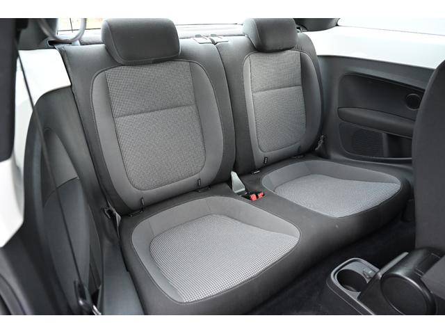 ザ・ビートル デザイン フルセグTV ナビ Bluetooth接続 前後パークセンサー HIDヘッドライト キーレス鍵2個 ETC 禁煙車 クリアランスソナー ターボ 純正アルミホイール 盗難防止装置 障害物センサー(54枚目)