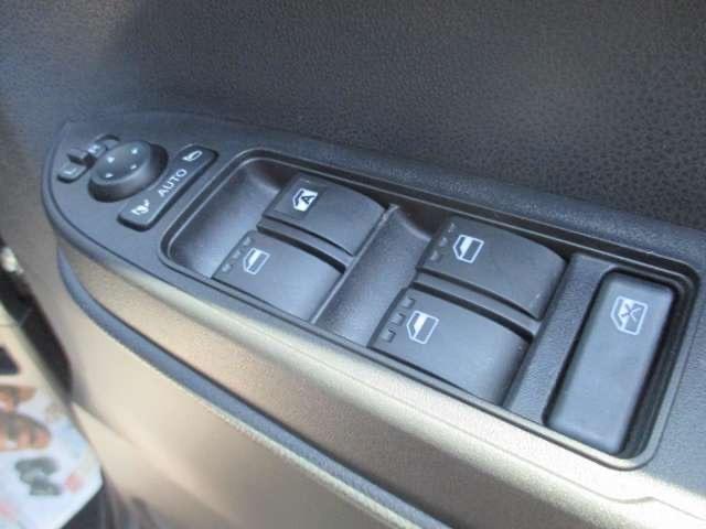 タント カスタムRS 660 カスタム RS MOP10インチナビTV・全方位カメラ(35枚目)