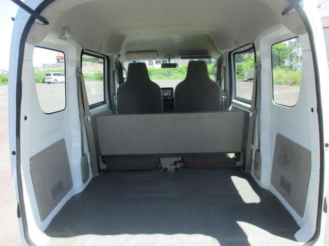 NV100クリッパーバン DX ハイルーフ 5AGS車 純正SDナビフルセグTV・バックカメラ付き(9枚目)