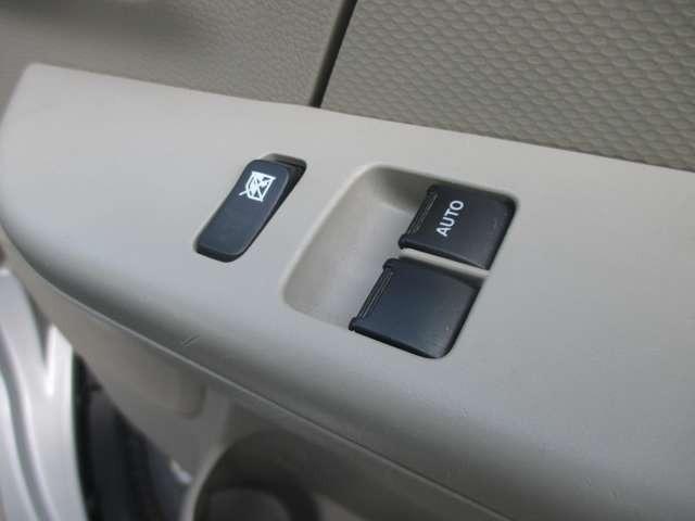 エブリイ PC ハイルーフ 5AGS車 パワーウインドウ/キーレスキー/プライバシーガラス/オーバーヘッドコンソール/オートマ車(8枚目)