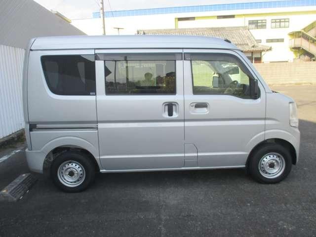 エブリイ PC ハイルーフ 5AGS車 パワーウインドウ/キーレスキー/プライバシーガラス/オーバーヘッドコンソール/オートマ車(16枚目)