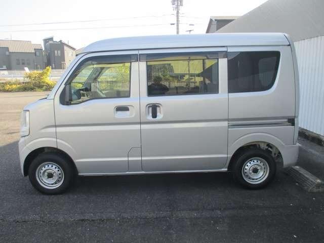 エブリイ PC ハイルーフ 5AGS車 パワーウインドウ/キーレスキー/プライバシーガラス/オーバーヘッドコンソール/オートマ車(18枚目)