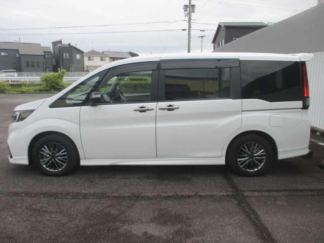 ステップワゴン 　（１０インチナビ）　ワンオーナー車／プレミアムインターナビ１０インチＴＶ／全方位カメラ／わくわくゲート／モデューロＸ専用ＡＷ／モデューロ専用エクステリア／モデューロＸ専用インテリア／２．０ＥＴＣ（19枚目）