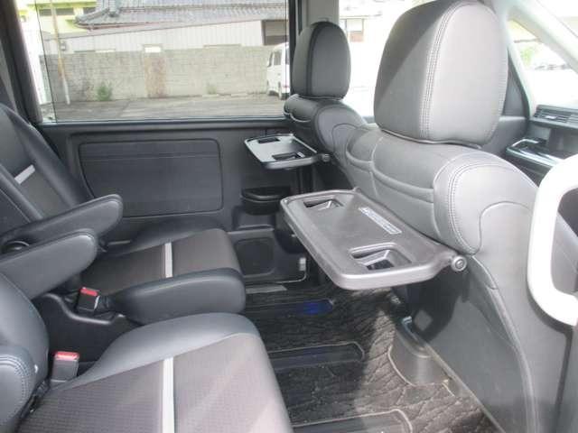 ステップワゴン 　（１０インチナビ）　ワンオーナー車／プレミアムインターナビ１０インチＴＶ／全方位カメラ／わくわくゲート／モデューロＸ専用ＡＷ／モデューロ専用エクステリア／モデューロＸ専用インテリア／２．０ＥＴＣ（31枚目）