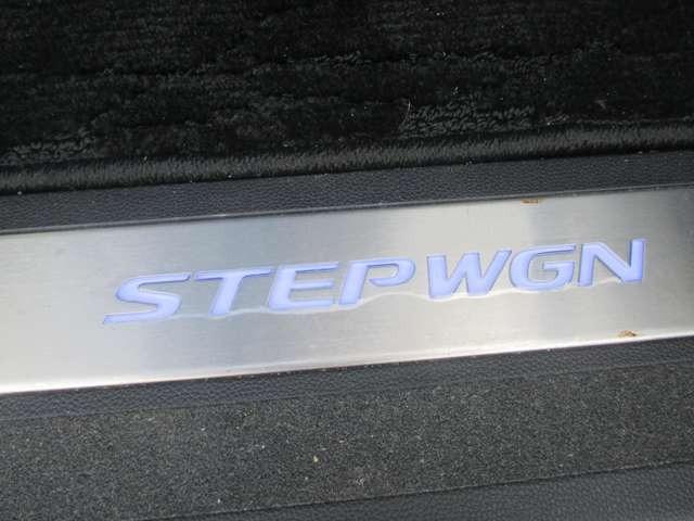 ステップワゴン 　（１０インチナビ）　ワンオーナー車／プレミアムインターナビ１０インチＴＶ／全方位カメラ／わくわくゲート／モデューロＸ専用ＡＷ／モデューロ専用エクステリア／モデューロＸ専用インテリア／２．０ＥＴＣ（33枚目）