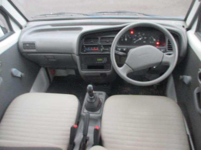 エブリイ ＰＡ　ハイルーフ　４ＷＤ　５ＭＴ車／４ＷＤ／両側スライドドア／ハイルーフ車／走行距離５７０００ｋｍ／ユーザー買取／車検令和８年８月２１日（5枚目）