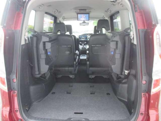 セレナ e-パワー ハイウェイスターV ワンオーナー車/純正10インチナビ/メーカーオプション後席モニター/防水シート/赤&黒ツートンカラー/プロパイロット/ETC/両側パワードア/BSM/デジタルインナーミラー(29枚目)