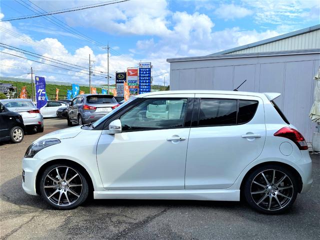 ベースグレード 新品17インチアルミ 新品タイヤ MOMOステアリング 6MT 禁煙車 フォグ プッシュスタート 純正あり ディスチャージライト(16枚目)