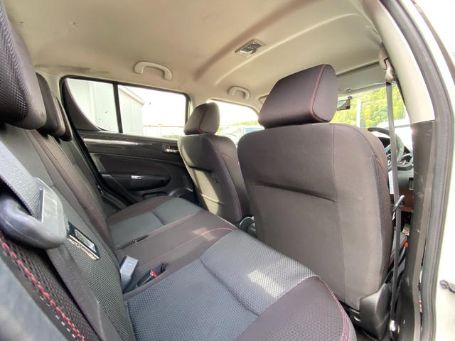 ベースグレード 新品17インチアルミ 新品タイヤ MOMOステアリング 6MT 禁煙車 フォグ プッシュスタート 純正あり ディスチャージライト(22枚目)