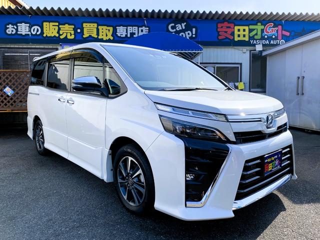 ヴォクシー ＺＳ　煌ＩＩ　天井モニター　大型ナビ　衝突軽減ブレーキ（12枚目）