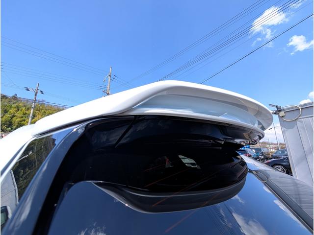 ＲＸ ＲＸ５００ｈ　Ｆスポーツパフォーマンス　ＴＲＤエアロ（Ｆ／Ｓ／Ｒ）　サンルーフ　ＴＲＤマフラー　全方位モニター　オレンジキャリパー　デジタルミラー　ブラインドスポット　全席シートエアー＆ヒーター　ナビフルセグＴＶＢＴ　革シート　パワーゲート（12枚目）