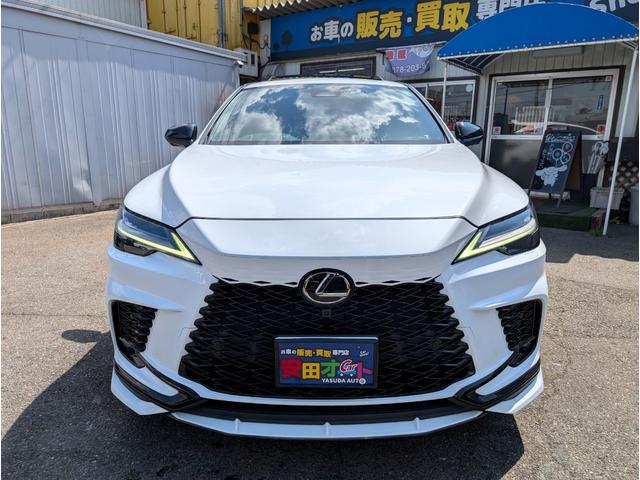 ＲＸ ＲＸ５００ｈ　Ｆスポーツパフォーマンス　ＴＲＤエアロ（Ｆ／Ｓ／Ｒ）　サンルーフ　ＴＲＤマフラー　全方位モニター　オレンジキャリパー　デジタルミラー　ブラインドスポット　全席シートエアー＆ヒーター　ナビフルセグＴＶＢＴ　革シート　パワーゲート（26枚目）