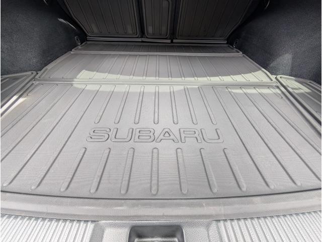 レヴォーグ ２．０ＳＴＩスポーツアイサイト　ＳＴＩエアロ（Ｆ／Ｓ／Ｒ）　衝突軽減ブレーキサポート　デジタルインナーミラー　カロッツェリア大型ナビフルセグＴＶバックカメラブルートゥース　ブラインドスポットモニター　ＳＳＲ１８アルミ　レザーシート（26枚目）