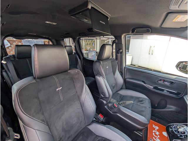 ヴォクシー ＺＳ　Ｇ’ｓ　フリップダウン／大型ナビ／新品４本タイヤ／フルセグＴＶバックカメラブルートゥース／衝突軽減ブレーキサポート／両側パワースライドドア／ドラレコ／ＬＥＤビーム／Ｇ’ｓ専用シート／７人乗り／クルコン／禁煙車（7枚目）