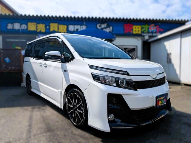 ヴォクシー ＺＳ　Ｇ’ｓ　フリップダウン／大型ナビ／新品４本タイヤ／フルセグＴＶバックカメラブルートゥース／衝突軽減ブレーキサポート／両側パワースライドドア／ドラレコ／ＬＥＤビーム／Ｇ’ｓ専用シート／７人乗り／クルコン／禁煙車（14枚目）