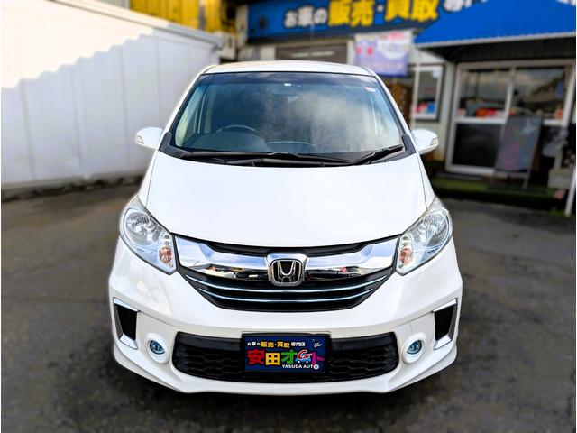 フリードハイブリッド ハイブリッド　プレミアムエディション　フリップダウンモニター／両側パワースライドドア／６人乗り／ナビフルセグＴＶバックカメラブルートゥース／フォグランプ／ブラックハーフレザーシート／クルコン／ステアリングスイッチ／ＥＴＣ（10枚目）