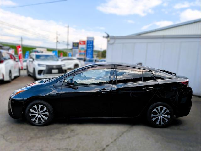 プリウス A 大型ナビフルセグTV/ブラインドスポットモニター/アドバンストパーク/ヘッドアップディスプレイ/ステアリングスイッチ/バックカメラブルートゥース/クルコン/(17枚目)