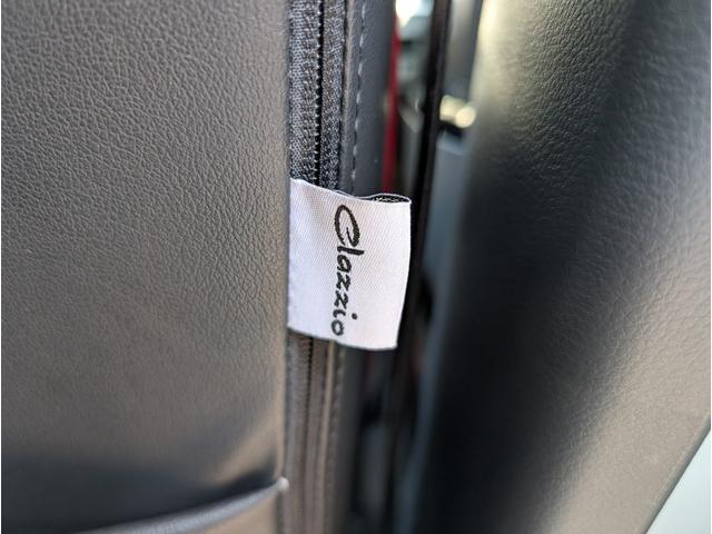見た目も座り心地も良いクラッツィオ黒革調シートカバー装備です!!