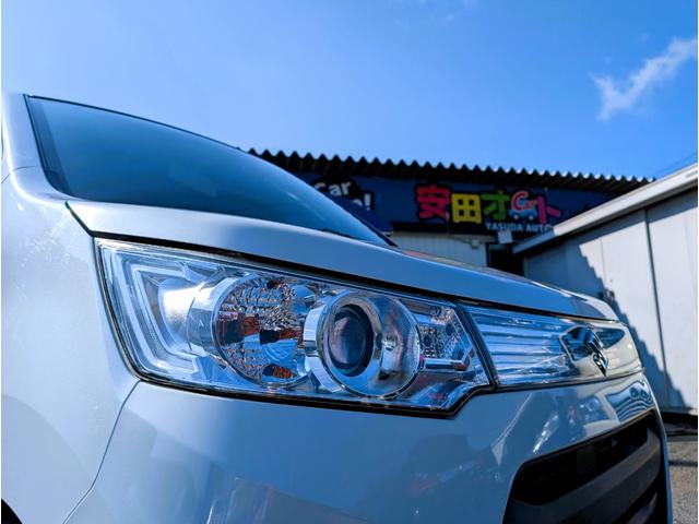 夜間も見やすいディスチャージライト装備です!!