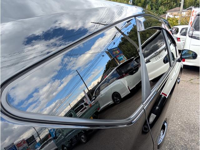 TOYOTA PRIUS ALPHA S