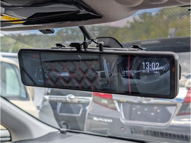 TOYOTA PRIUS ALPHA S