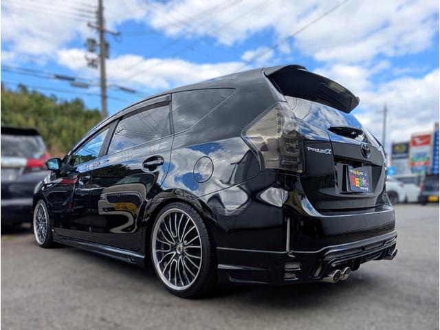 TOYOTA PRIUS ALPHA S