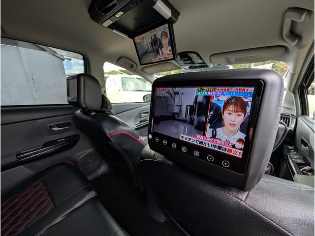 TOYOTA PRIUS ALPHA S