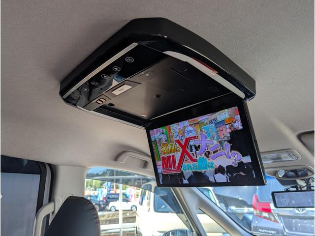 フリード クロスター 天井モニター/大型ナビフルセグTVバックカメラブルートゥース/衝突軽減ブレーキサポート/前後ミラー型ドラレコ/両側パワースライドドア/リヤフィルム施工済み/クラッツィオ黒革調カバー/両席シートヒーター(2枚目)