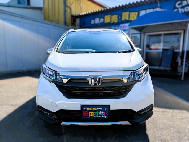 フリード クロスター 天井モニター/大型ナビフルセグTVバックカメラブルートゥース/衝突軽減ブレーキサポート/前後ミラー型ドラレコ/両側パワースライドドア/リヤフィルム施工済み/クラッツィオ黒革調カバー/両席シートヒーター(16枚目)