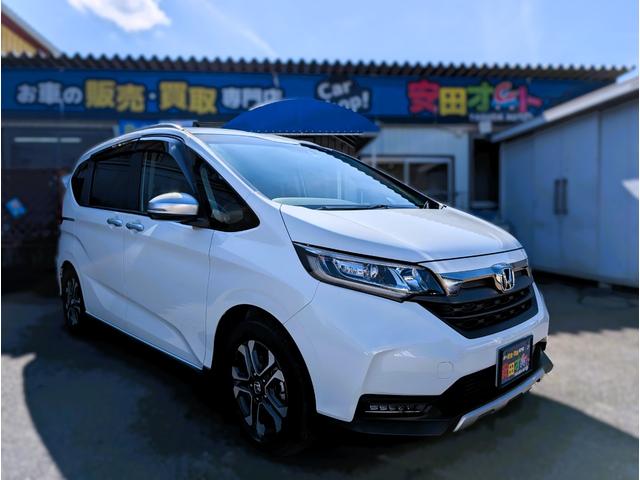 フリード クロスター 天井モニター/大型ナビフルセグTVバックカメラブルートゥース/衝突軽減ブレーキサポート/前後ミラー型ドラレコ/両側パワースライドドア/リヤフィルム施工済み/クラッツィオ黒革調カバー/両席シートヒーター(17枚目)